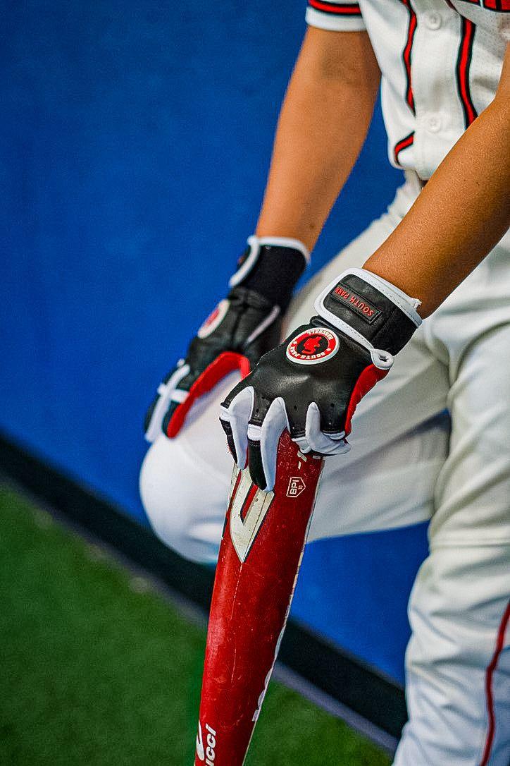 0B2AAAA5-0FA2-4CA6-BDED-5B4849669754_1_105_c - Trifecta Athletic Gloves